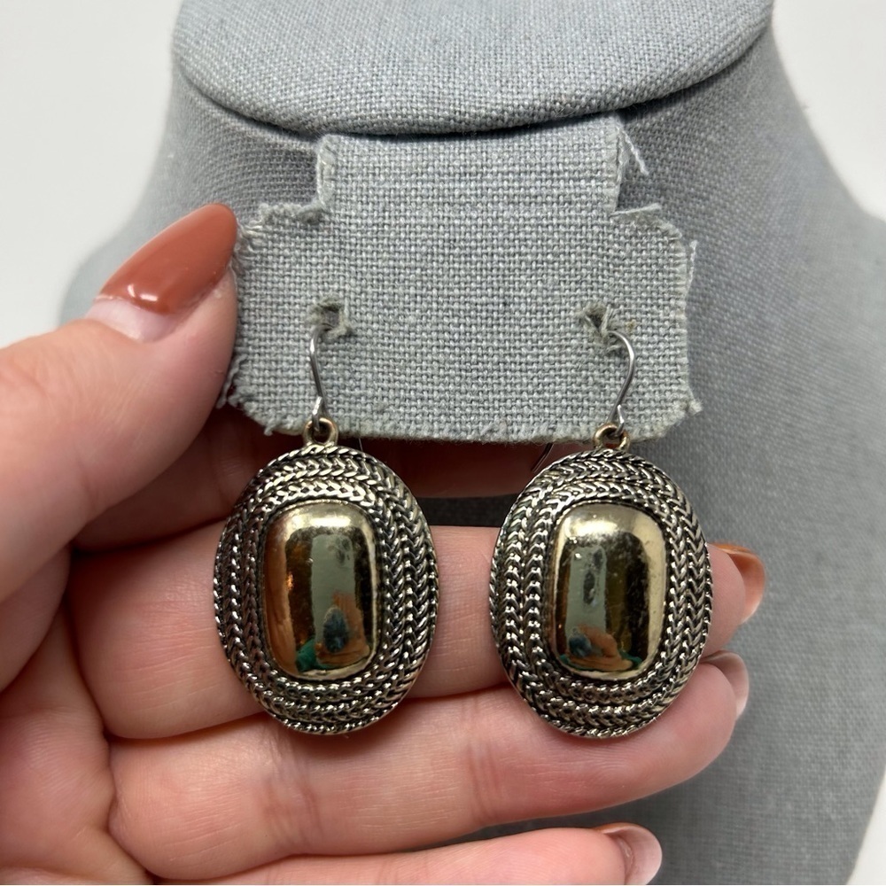 Vintage Monet Silver Tone Round Rectangle Braided Design Dangle Earrings 20$